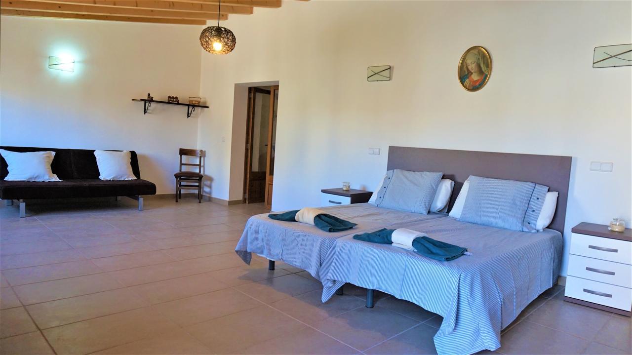 Born 23 - House With Pool In The Centre Of Lluchmayor. Free Wifi Llucmajor  Buitenkant foto