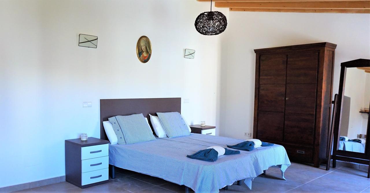Born 23 - House With Pool In The Centre Of Lluchmayor. Free Wifi Llucmajor  Buitenkant foto